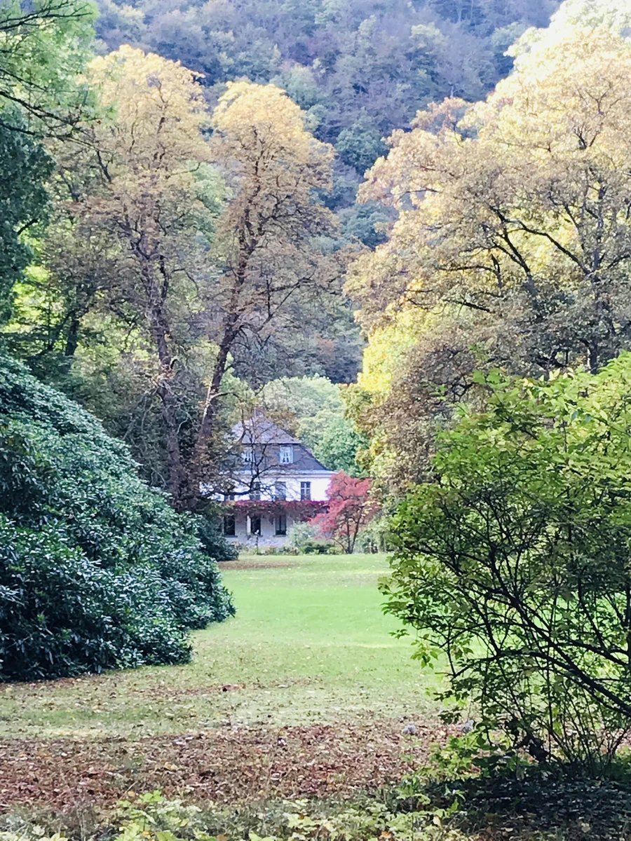 Haus Nachrodt Foto Charlotte von L&ouml;bbecke-Campe_klein.jpg